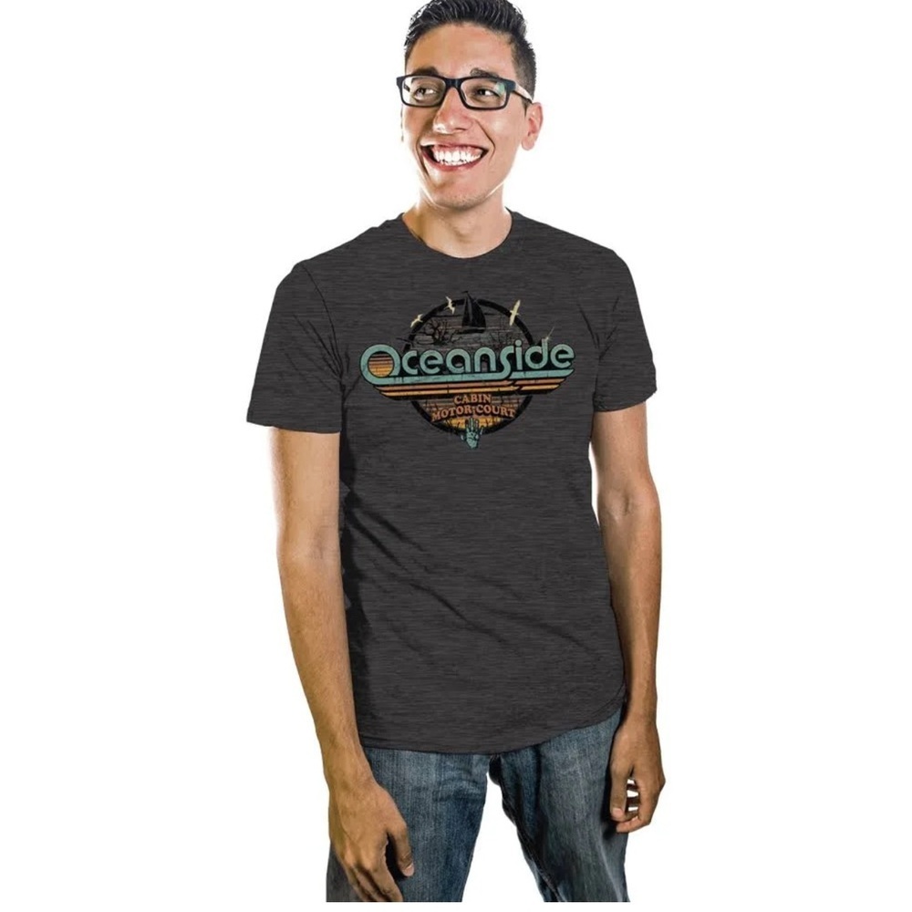 THE WALKING DEAD ⭐️ Oceanside tshirt